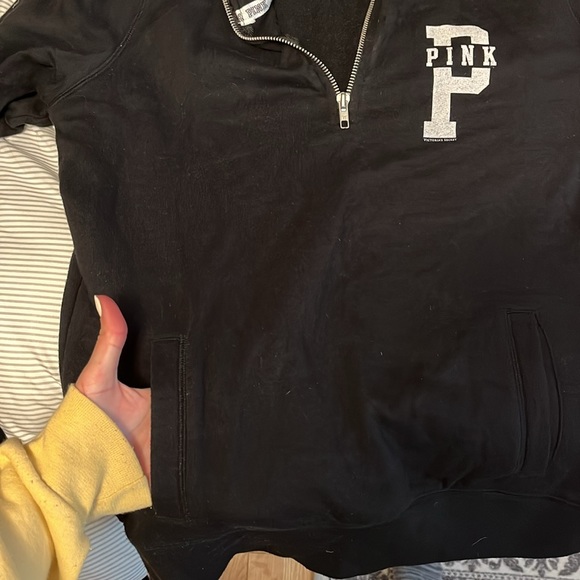 VS Pink Quarter zip - Picture 3 of 3